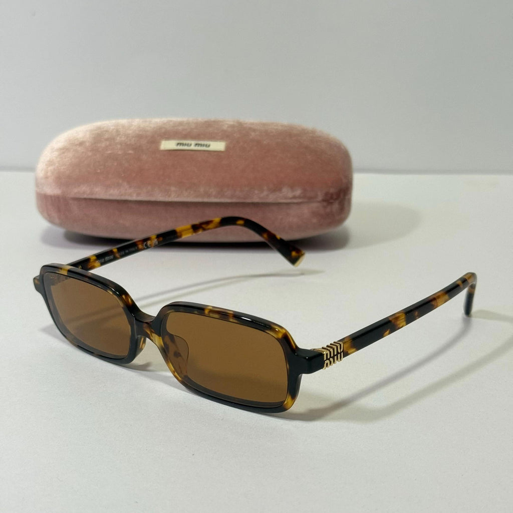 Miu Miu Rectangle Marron (Avec Boite Originale)